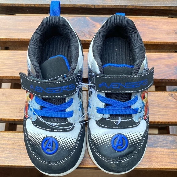 Marvel Avengers Toddler Sneakers - Picture 1 of 5